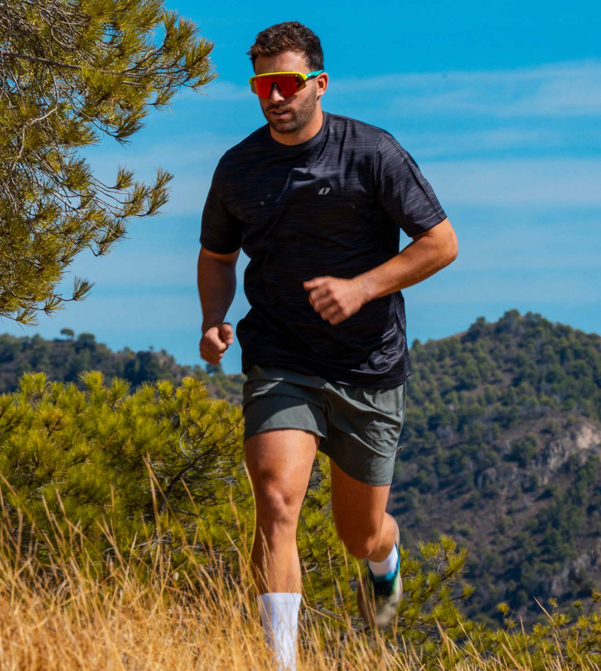 Camiseta Endurance Negra