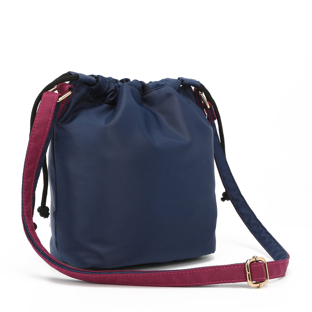 Bandolera Pequeña de Nylon — Bolso Ligero Mujer Tendencia TikTok