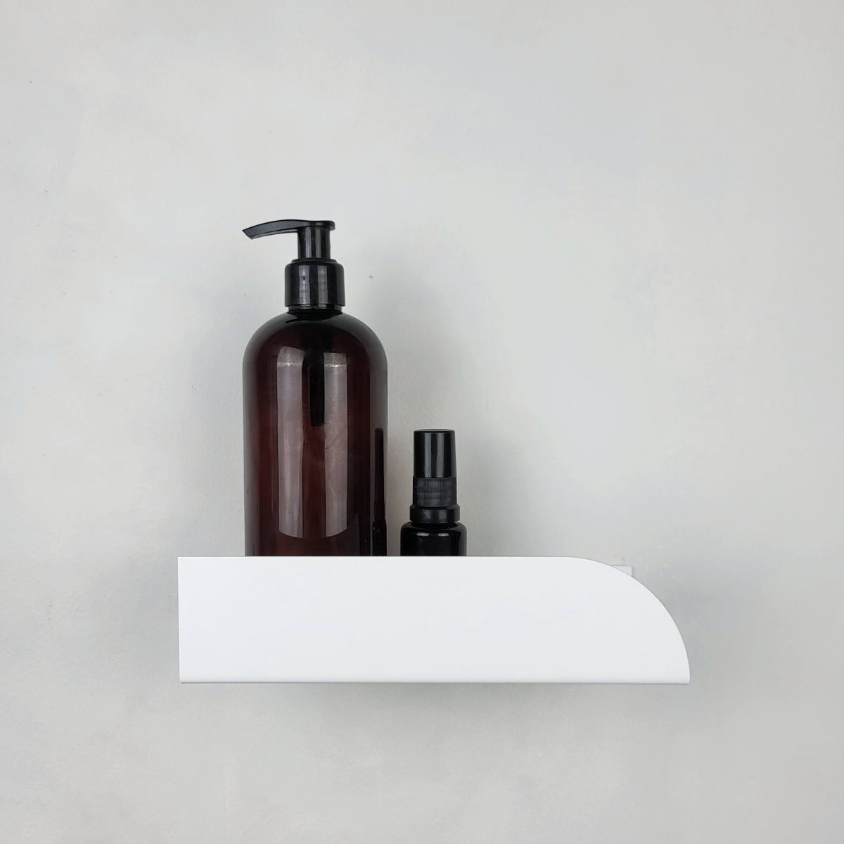 Estantería de pared metálica Torino – repisa flotante para baño y cocina