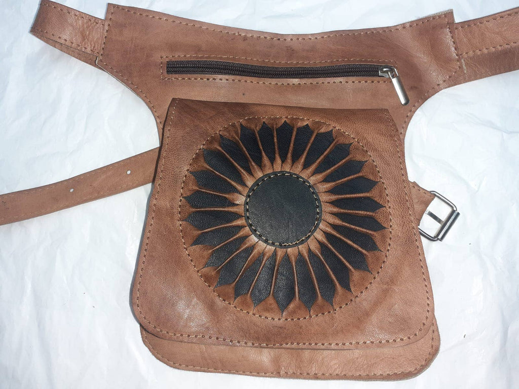 Cartuchera Plana Rosetón — Bolso Pequeño de Cuero Mujer